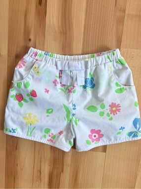 The Beaufort Bonnet Company White Floral Print Elastic Waist Shorts